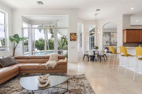 Villa ou maison à vendre à Weston, Floride: 5 chambres, 364.08 m2 № 2412269 - photo 12