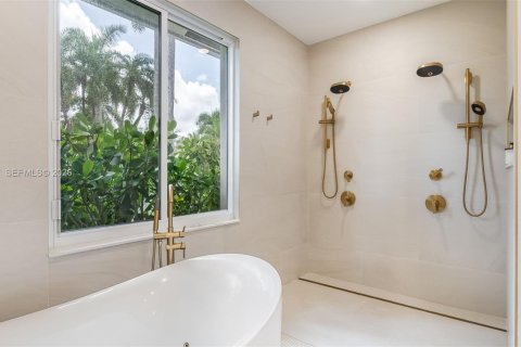 Villa ou maison à vendre à Weston, Floride: 5 chambres, 364.08 m2 № 2412269 - photo 27