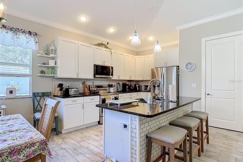Купить виллу или дом в Себринг, Флорида 8 комнат, 184.97м2, № 2323153 - фото 24