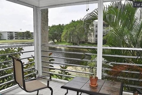 Copropriété à louer à Davie, Floride: 2 chambres, 102.19 m2 № 1972350 - photo 2