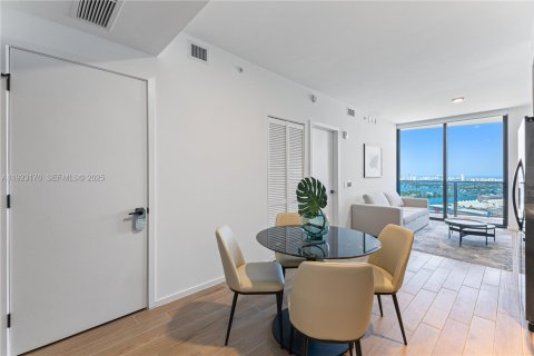 Condominio en venta en Miami, Florida, 1 dormitorio, 47.29 m2 № 1986959 - foto 6
