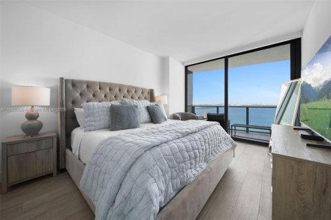 Condominio en venta en Miami, Florida, 2 dormitorios, 101.73 m2 № 1938529 - foto 20