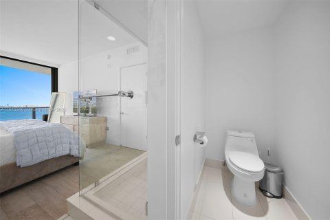 Condominio en venta en Miami, Florida, 2 dormitorios, 101.73 m2 № 1938529 - foto 14
