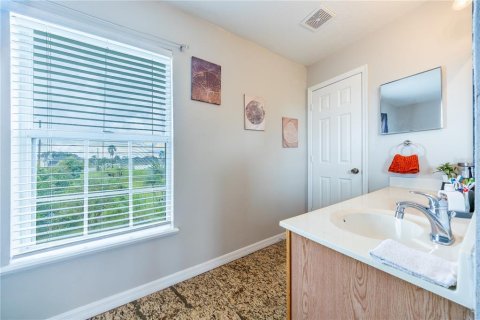 Villa ou maison à vendre à Kissimmee, Floride: 4 chambres, 206.61 m2 № 2411570 - photo 30