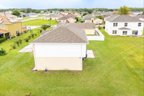 Villa ou maison à vendre à Kissimmee, Floride: 4 chambres, 206.61 m2 № 2411570 - photo 6