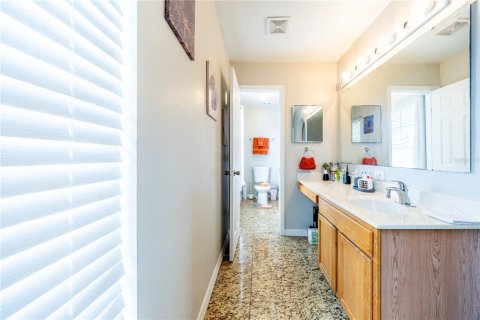 Villa ou maison à vendre à Kissimmee, Floride: 4 chambres, 206.61 m2 № 2411570 - photo 20