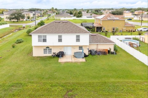 Villa ou maison à vendre à Kissimmee, Floride: 4 chambres, 206.61 m2 № 2411570 - photo 5