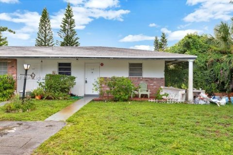 Condo à Lauderdale Lakes, Floride, 2 chambres  № 2078857