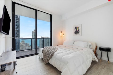 Снять в аренду кондоминиум в Майами, Флорида 3 спальни, 140.75м2, № 1923567 - фото 16