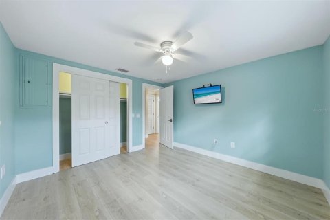Casa en venta en Holmes Beach, Florida, 3 dormitorios, 93.83 m2 № 2101261 - foto 22
