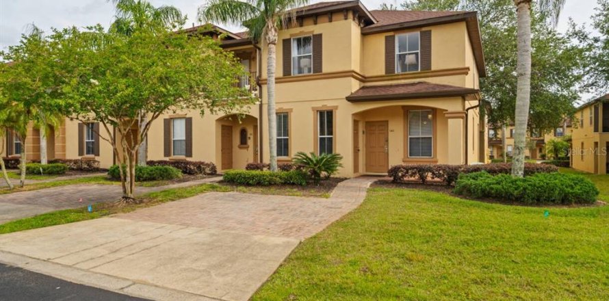 Townhouse in Davenport, Florida 4 bedrooms, 172.43 sq.m. № 2378324