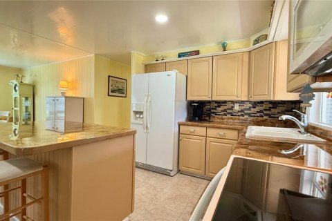Apartment in North Port, Florida 2 bedrooms, 100.33 sq.m. № 1803060 - photo 9