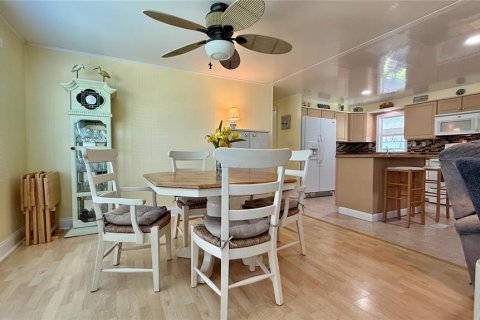 Apartment in North Port, Florida 2 bedrooms, 100.33 sq.m. № 1803060 - photo 16