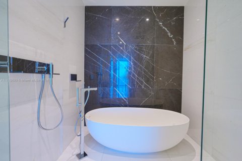 Condominio en venta en Miami, Florida, 1 dormitorio № 1975865 - foto 19