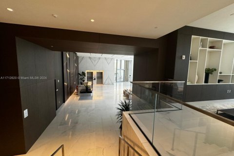 Condominio en venta en Miami, Florida, 1 dormitorio № 1975865 - foto 5