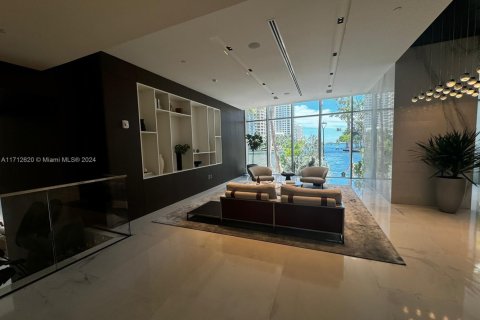 Condominio en venta en Miami, Florida, 1 dormitorio № 1975865 - foto 9
