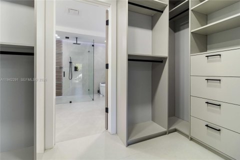 Casa en alquiler en Hollywood, Florida, 4 dormitorios, 214.6 m2 № 2001922 - foto 21