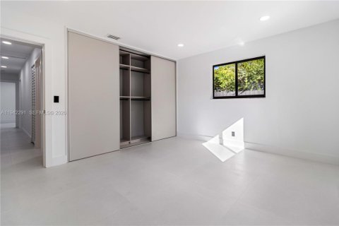 Casa en alquiler en Hollywood, Florida, 4 dormitorios, 214.6 m2 № 2001922 - foto 15