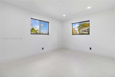 Casa en alquiler en Hollywood, Florida, 4 dormitorios, 214.6 m2 № 2001922 - foto 9