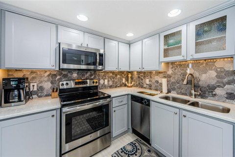 Condominio en alquiler en Clearwater, Florida, 2 dormitorios, 97.92 m2 № 1136641 - foto 7
