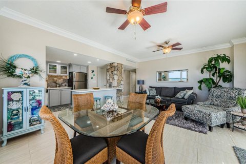 Condominio en alquiler en Clearwater, Florida, 2 dormitorios, 97.92 m2 № 1136641 - foto 4