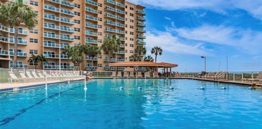 Condominio en Clearwater, Florida, 2 dormitorios  № 1136641