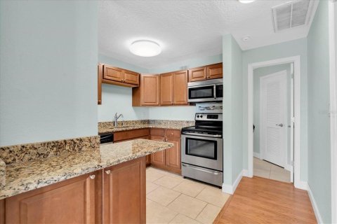Condominio en venta en Saint Petersburg, Florida, 1 dormitorio, 64.47 m2 № 2100541 - foto 14
