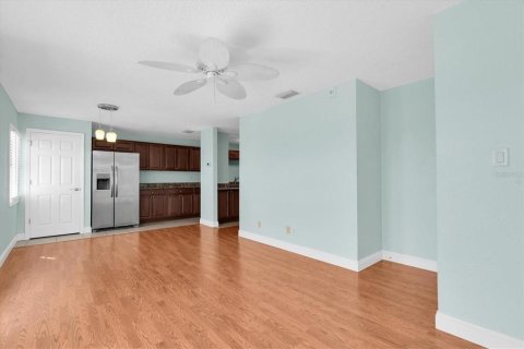 Condominio en venta en Saint Petersburg, Florida, 1 dormitorio, 64.47 m2 № 2100541 - foto 10