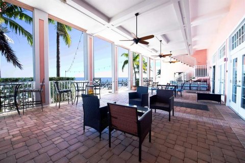 Condominio en venta en Saint Petersburg, Florida, 1 dormitorio, 64.47 m2 № 2100541 - foto 26