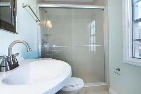 Condominio en venta en Saint Petersburg, Florida, 1 dormitorio, 64.47 m2 № 2100541 - foto 20