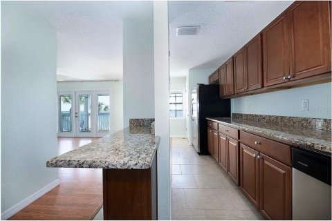 Condominio en venta en Saint Petersburg, Florida, 1 dormitorio, 64.47 m2 № 2100541 - foto 17