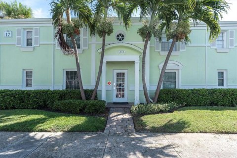Condominio en venta en Saint Petersburg, Florida, 1 dormitorio, 64.47 m2 № 2100541 - foto 6