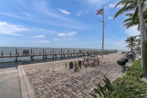 Condominio en venta en Saint Petersburg, Florida, 1 dormitorio, 64.47 m2 № 2100541 - foto 28