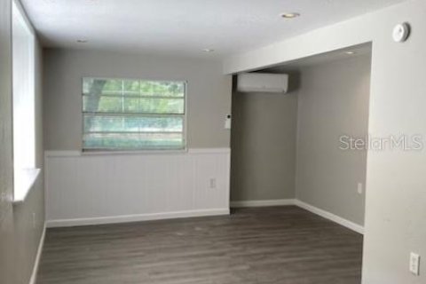 Immobilier commercial à vendre à DeLand, Floride: 4 chambres, 114.46 m2 № 1820575 - photo 7