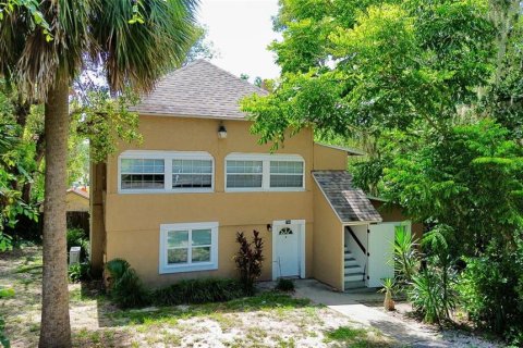Immobilier commercial à vendre à DeLand, Floride: 4 chambres, 114.46 m2 № 1820575 - photo 1