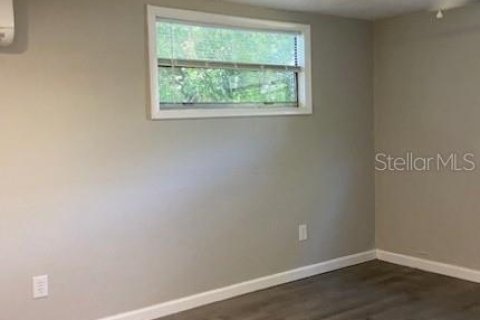 Immobilier commercial à vendre à DeLand, Floride: 4 chambres, 114.46 m2 № 1820575 - photo 4
