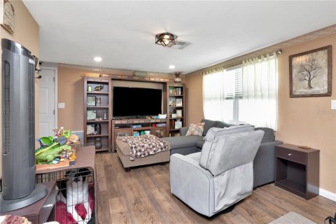 House in Holiday, Florida 4 bedrooms, 103.68 sq.m. № 1800121 - photo 2