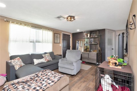 House in Holiday, Florida 4 bedrooms, 103.68 sq.m. № 1800121 - photo 3