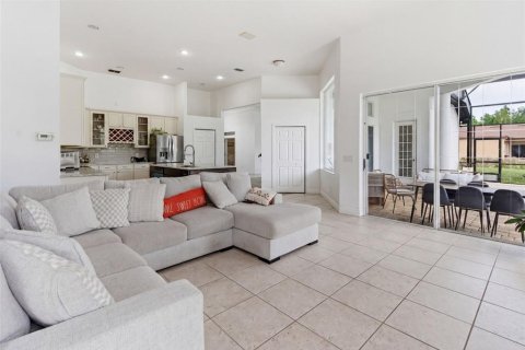 Casa en venta en Orlando, Florida, 4 dormitorios, 337.24 m2 № 2206757 - foto 9