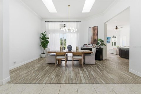 Casa en venta en Orlando, Florida, 4 dormitorios, 337.24 m2 № 2206757 - foto 6