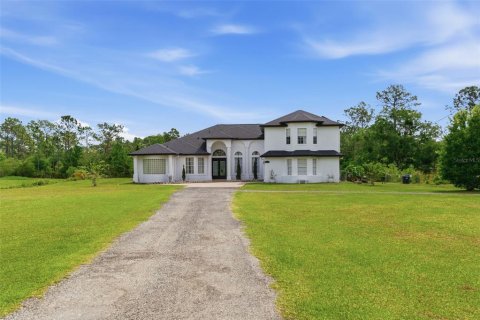 Casa en venta en Orlando, Florida, 4 dormitorios, 337.24 m2 № 2206757 - foto 2