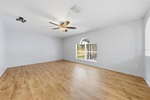 Villa ou maison à vendre à Orlando, Floride: 4 chambres, 199 m2 № 2418327 - photo 8