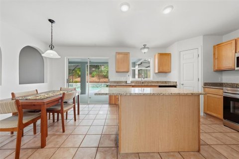 Villa ou maison à vendre à Orlando, Floride: 4 chambres, 199 m2 № 2418327 - photo 10