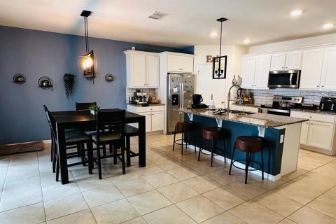 Villa ou maison à louer à Deltona, Floride: 4 chambres, 169.83 m2 № 2114804 - photo 7