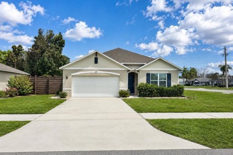 Villa ou maison à Deltona, Floride 4 chambres, 169.83 m2 № 2114804