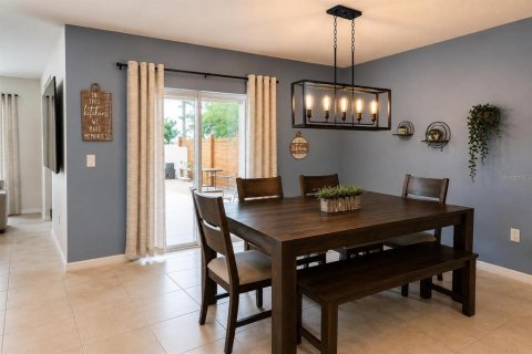 Villa ou maison à louer à Deltona, Floride: 4 chambres, 169.83 m2 № 2114804 - photo 8