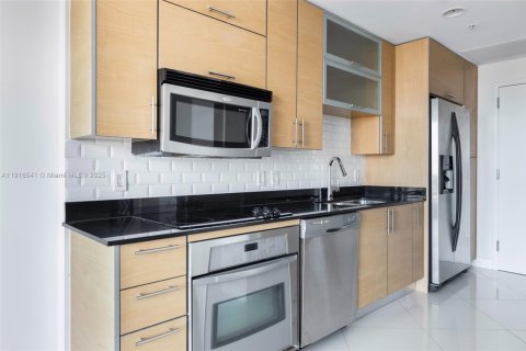 Copropriété à vendre à Miami, Floride: 1 chambre, 59.27 m2 № 1973611 - photo 3