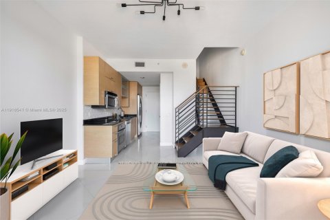 Copropriété à vendre à Miami, Floride: 1 chambre, 59.27 m2 № 1973611 - photo 2