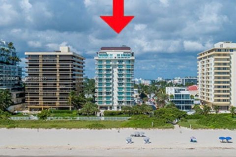 Condo in Surfside, Florida, 2 bedrooms № 1991169 - photo 6