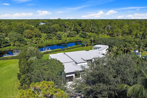 Купить виллу или дом в Юпитер, Флорида 7 комнат, 440.82м2, № 2191180 - фото 2